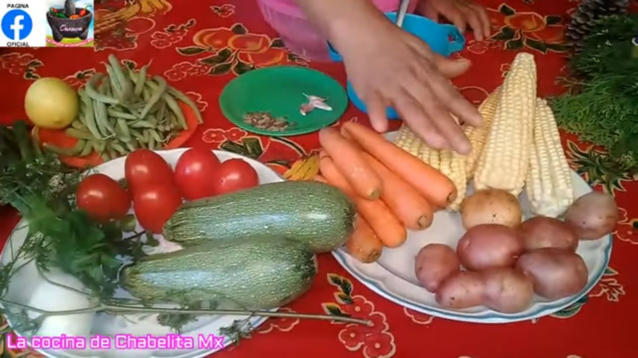 Así se prepara un rico mole de Olla con carne de res en mi pueblo.