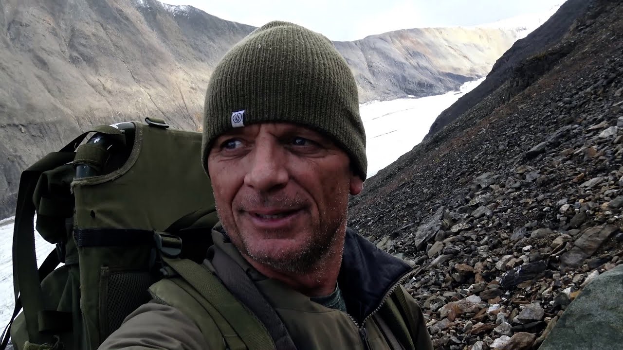 Algonquin/Cree Man Sends Us His Very Detailed Face To Face Terrifying Encounter  With A Sasquatch