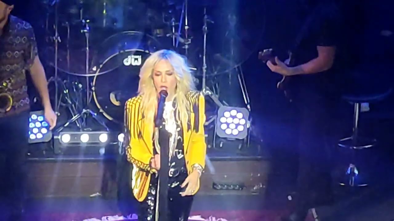 Anna Vissi ✨Ξαναγύρισα ✨live ✨ Hotel Ermou 7 🔥