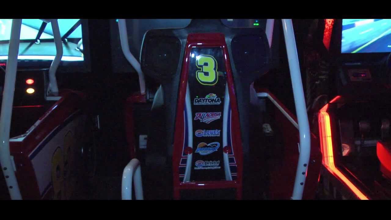NASCAR Racing - Video Arcade Racing Simulator - PrimeTime Amusements