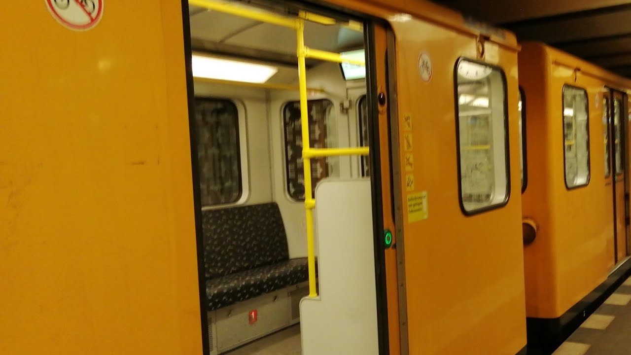 U-Bahn Berlin Mitfahrt von Hallesches Tor bis Uhlandstraße im A3L92 auf der U1