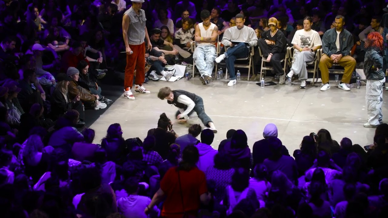 Vavi vs Sarahbee [Bgirl top 8] // Hip Opsession 2024 x Stance