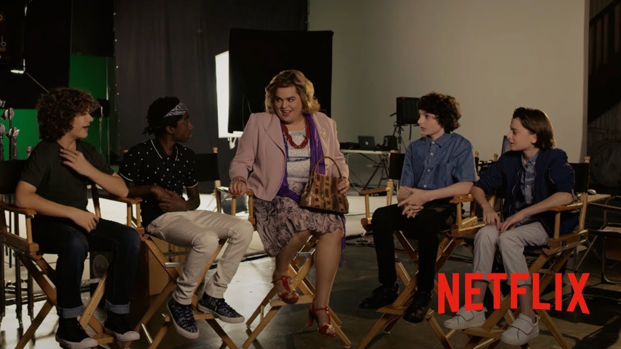 Paquita Salas junto a Stranger Things | Netflix España