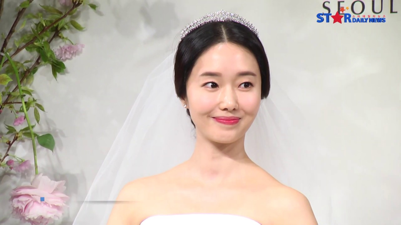 李贞贤当春天新娘 李炳宪夫妻 孙艺真等巨星来祝贺 [이정현 결혼]