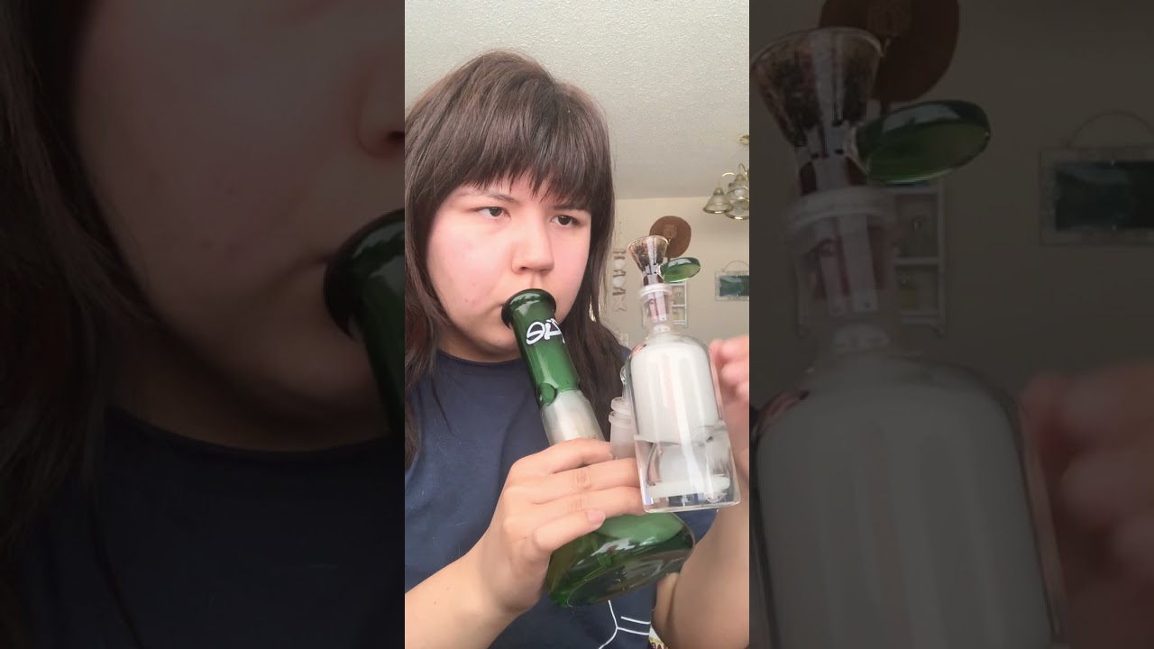Trying the 14mm 45 degree honeycomb ash catcher - white (daily high club)
