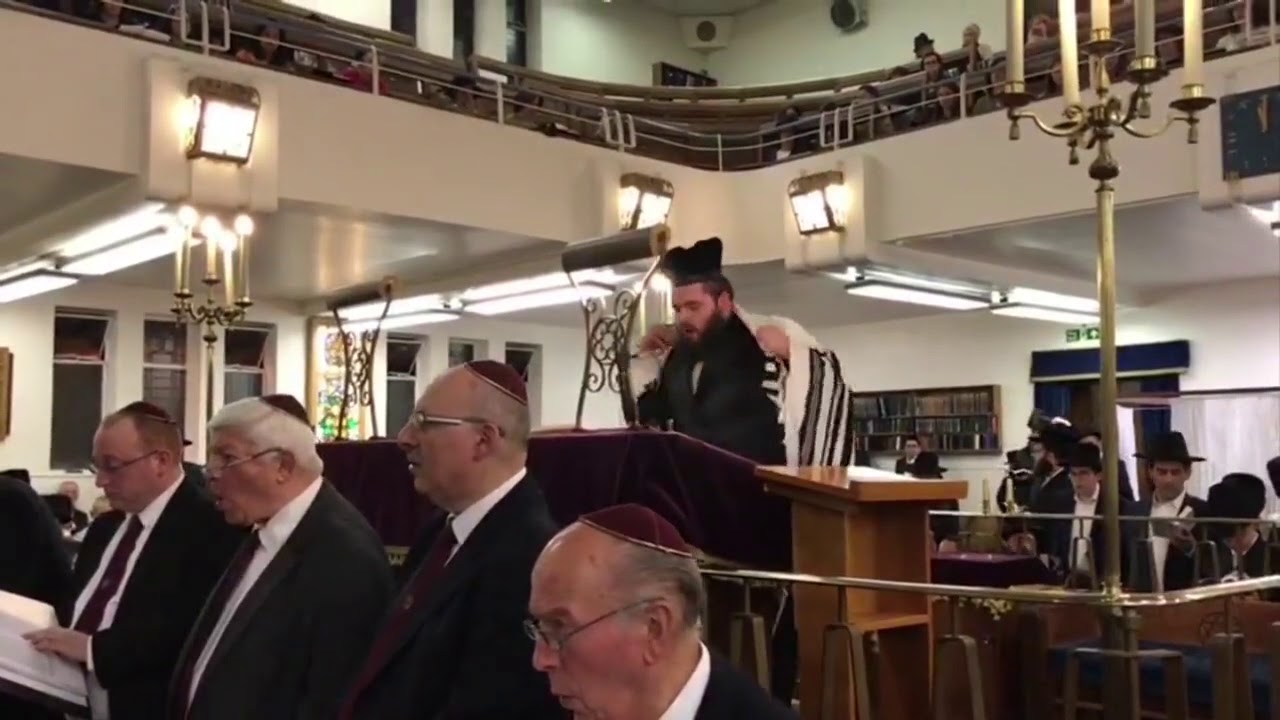 Cantor Moti Boyer - Haneshomo Loch