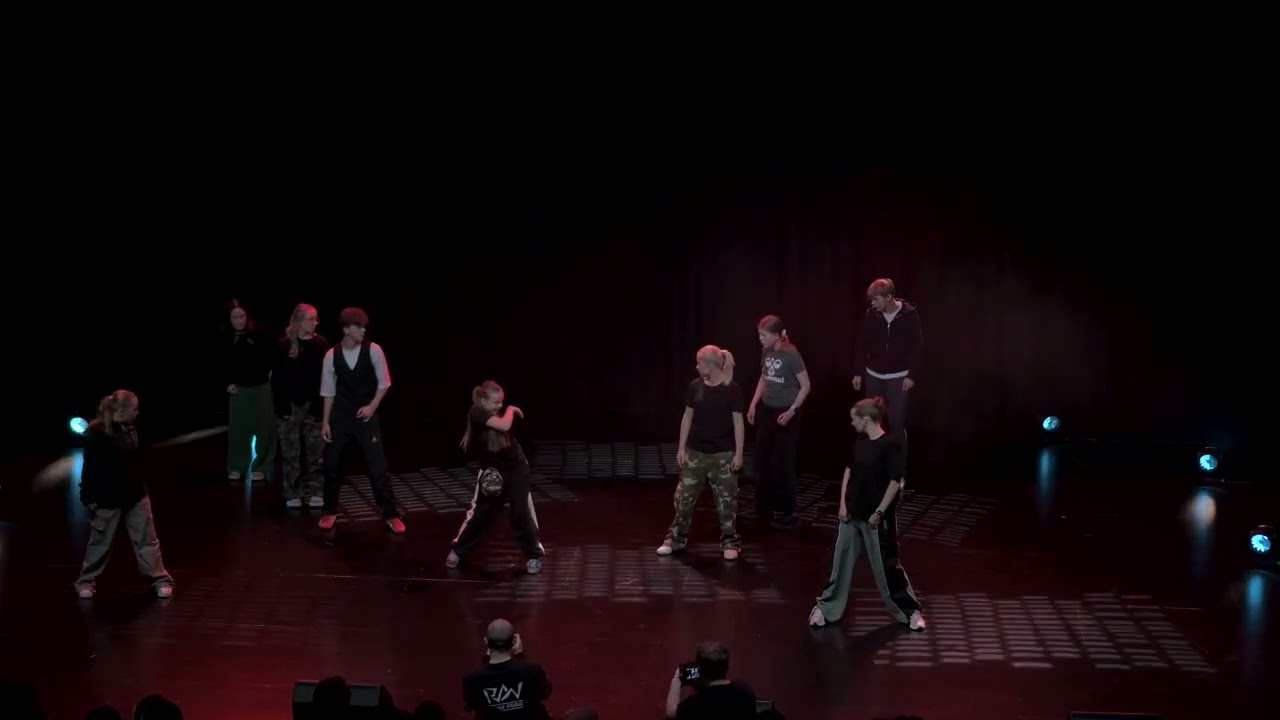 Elevshow 2025 Høst - 15. Popping 1-2 13+ år