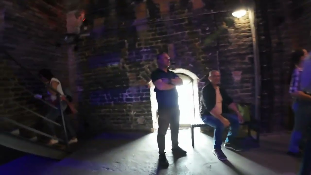 Wejście na wieżę katedry Św. Magdaleny. Mostek pokutnic