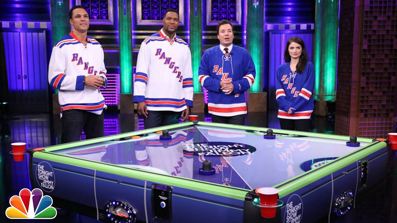 Four-Way Air Hockey with Michael Strahan, Eve Hewson and Tony Gonzalez