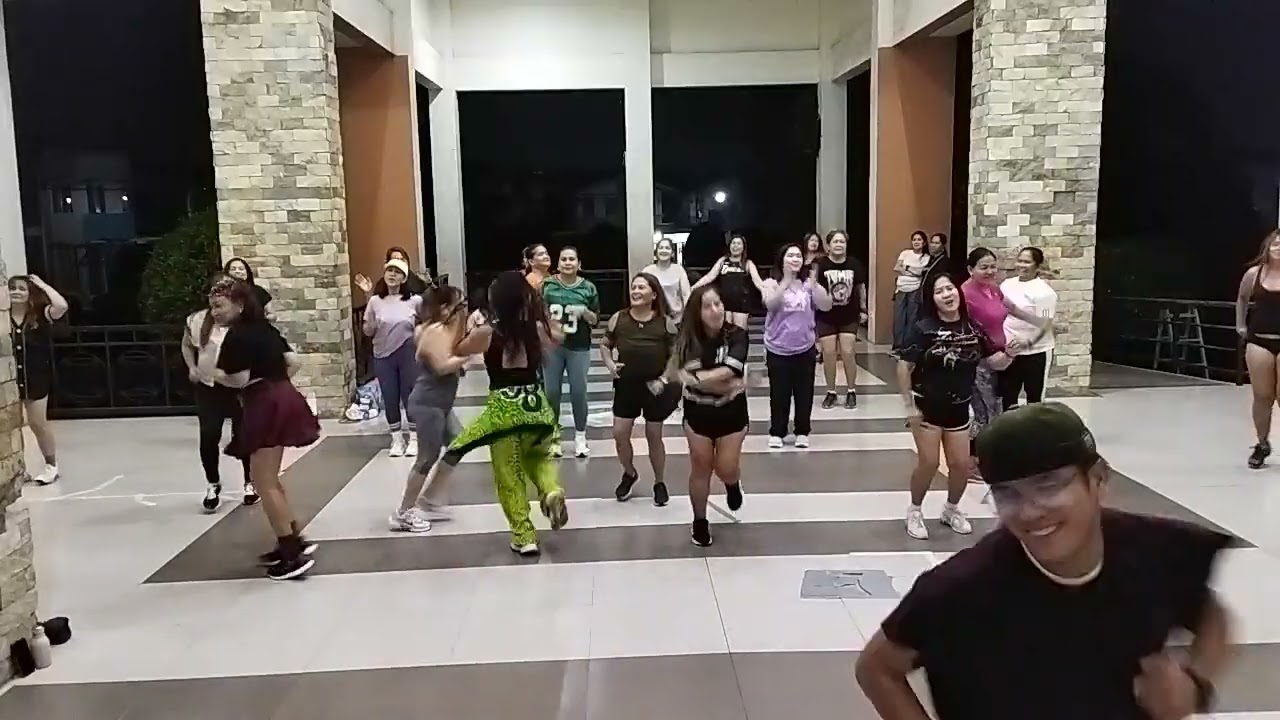FCSR Zumba Lovers 💗#namegameremix MB DUO 