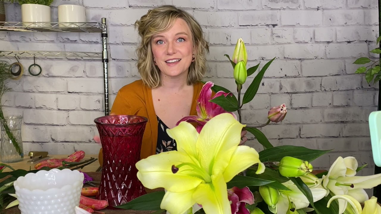 Let's design with Oriental Lilies