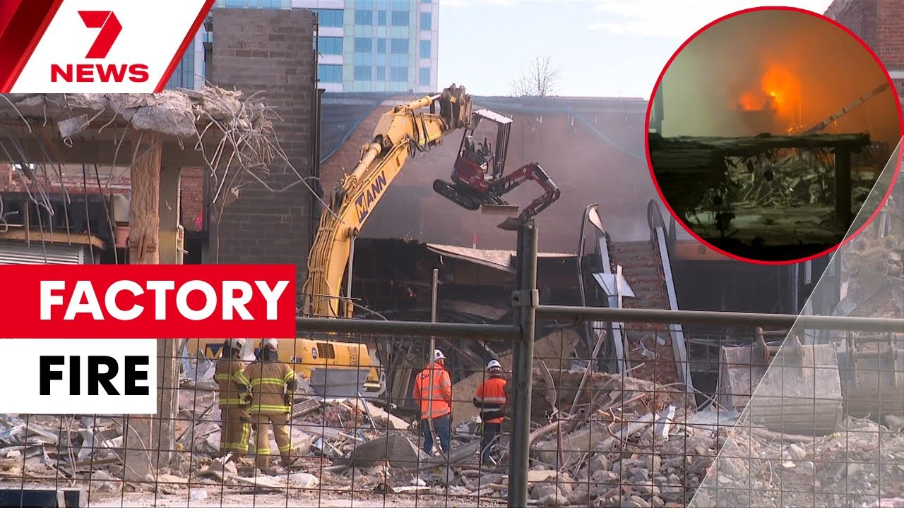 Hunt for firebugs who torched South Yarra's iconic Jam Factory | 7NEWS