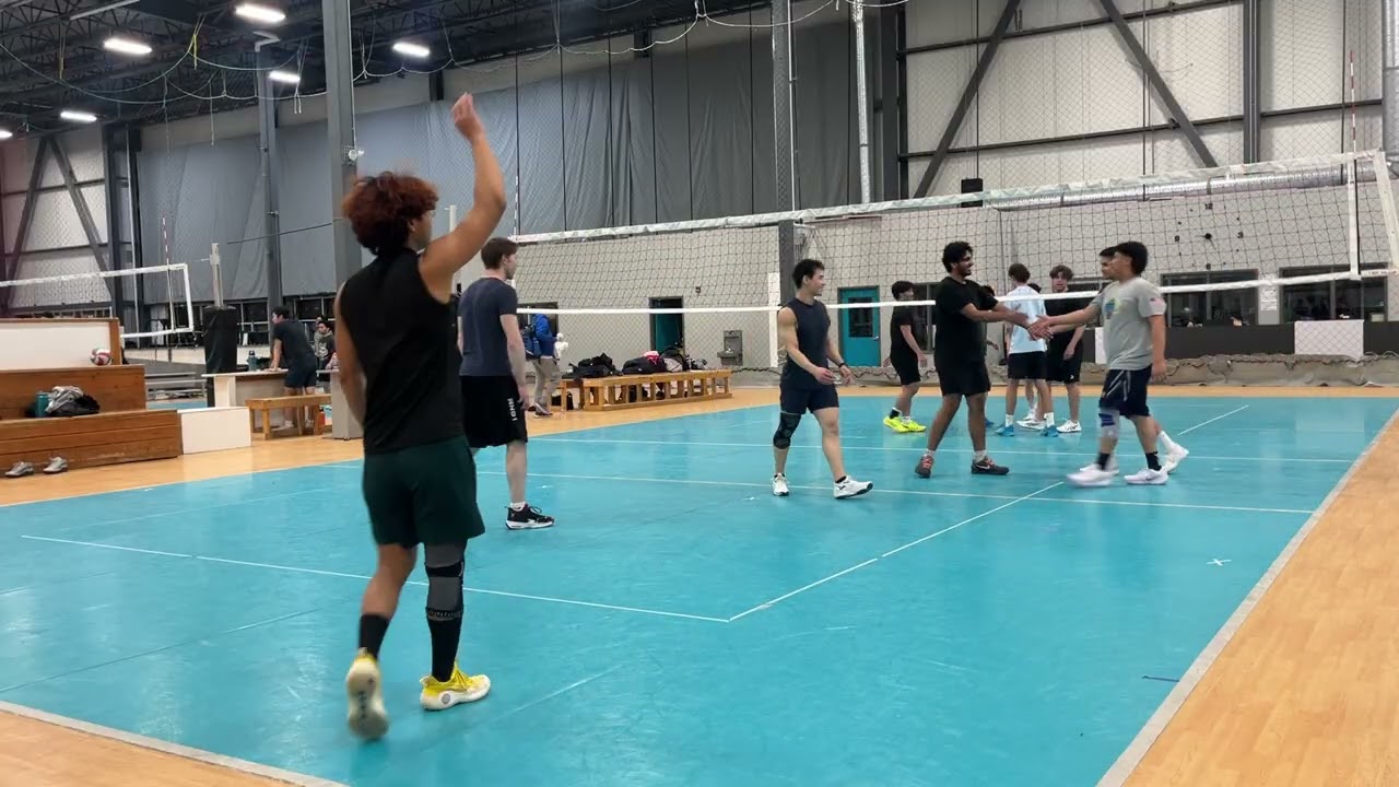 Sundays men’s league game 1 set 1