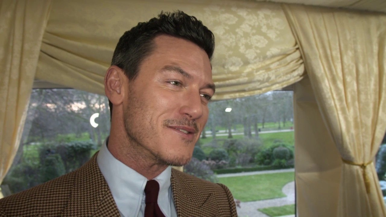 Beauty and the Beast Luke Evans UK Premiere Interview