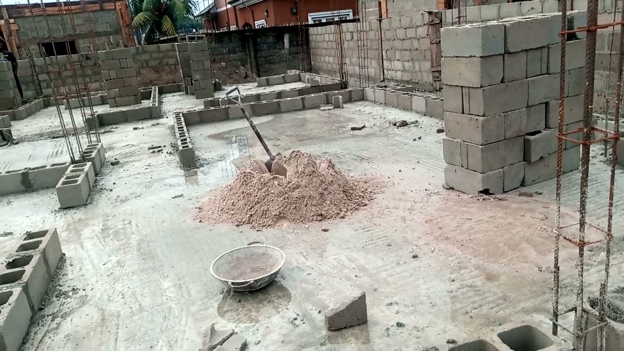 Construction project for 3 bedroom bungalow apartment with a pent floor.