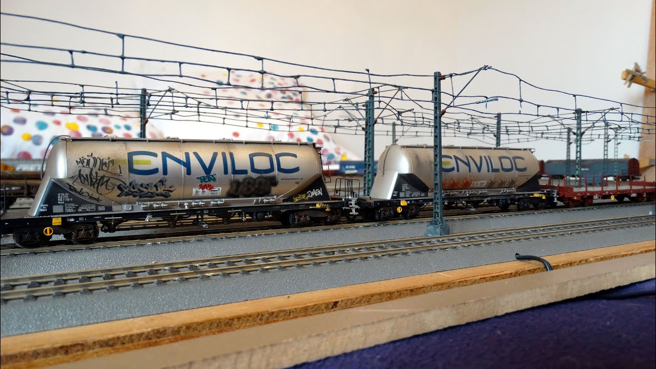 Reconstitution d'une rame de fret de la Deutsche Bundesbahn. Partie 1.