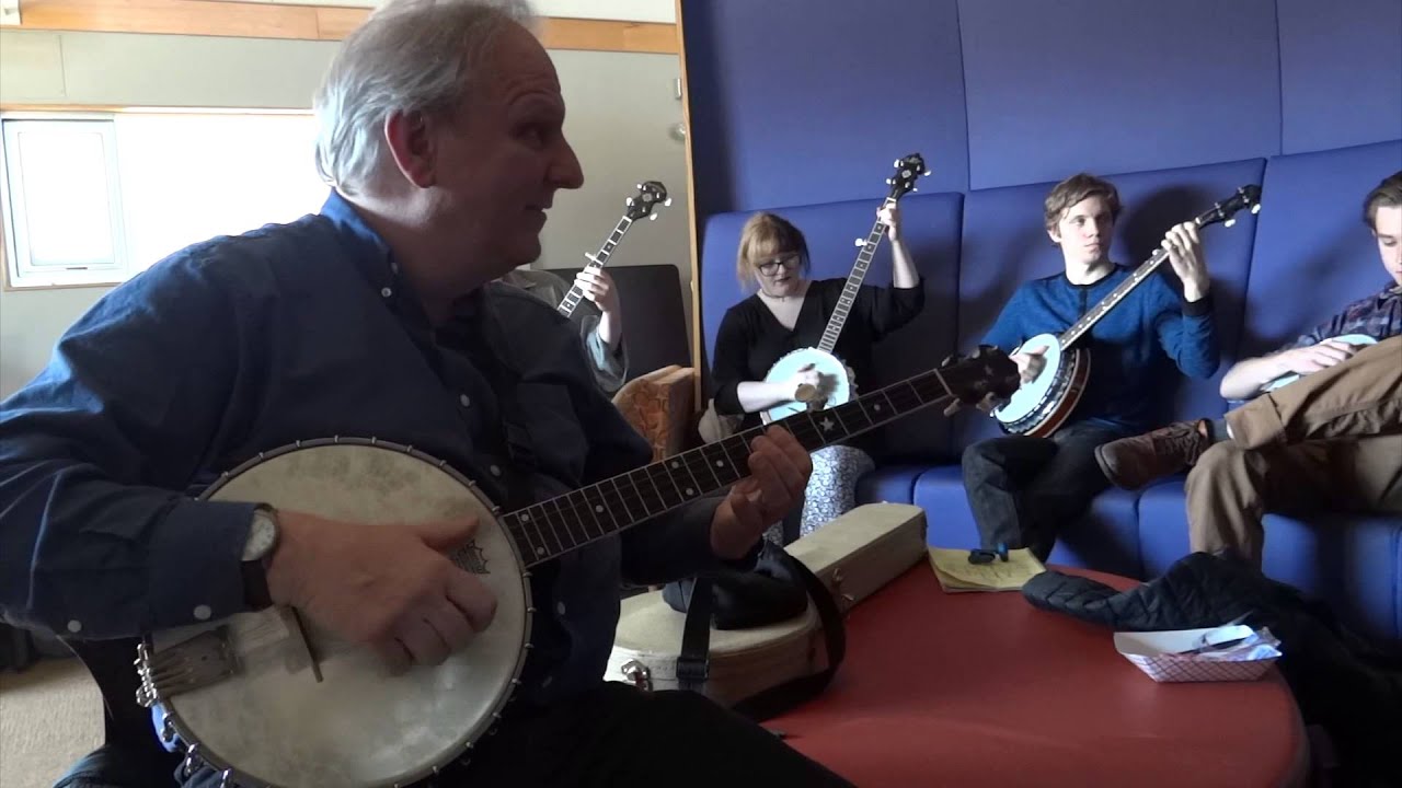Clawhammer Banjo - descending G Scale & Friend of the Devil