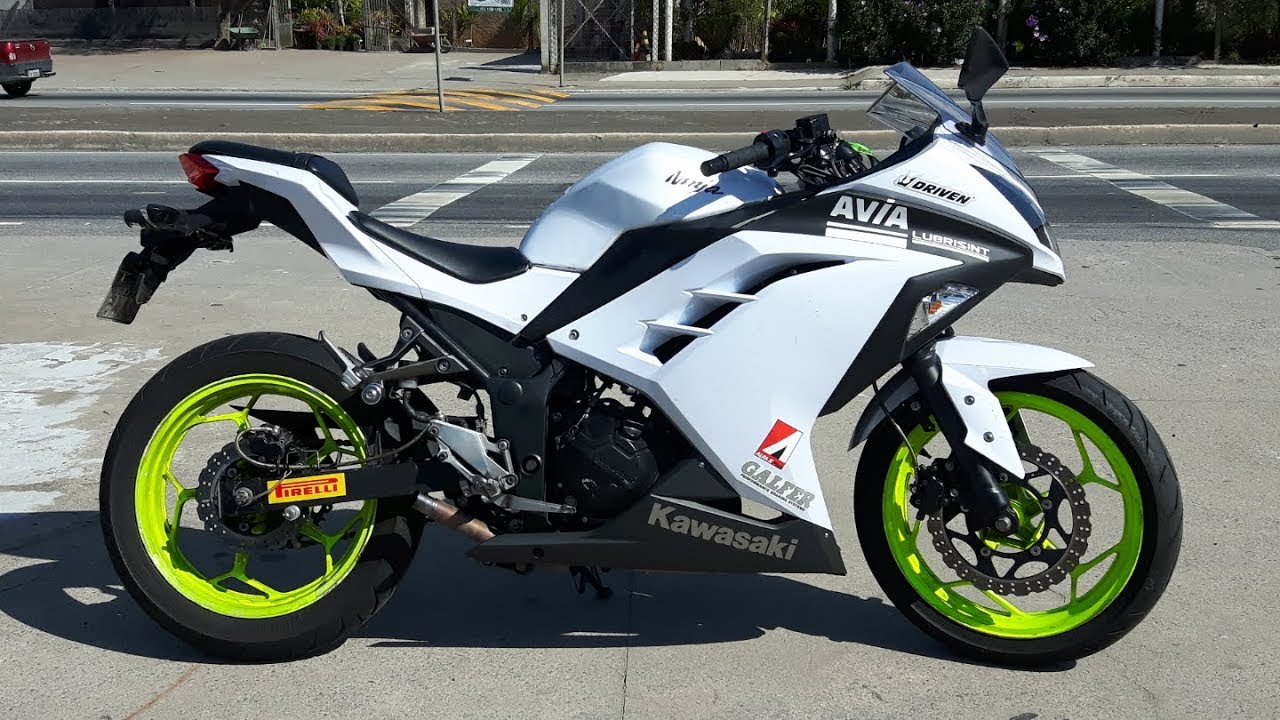 Rodolfinho da Z- Testando Kawasaki Ninja 300.