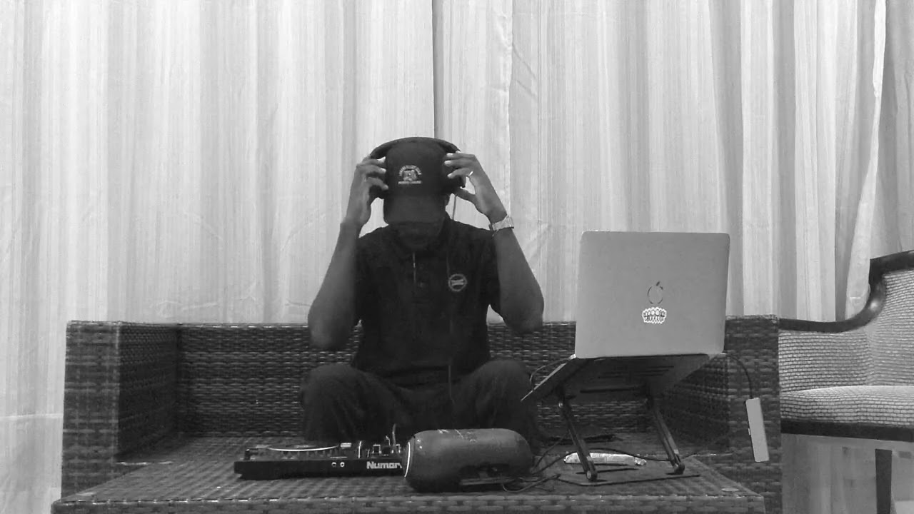 (KEEP ME Co. 005) Mais Amor Por Favor [Bossa Nova Mix]