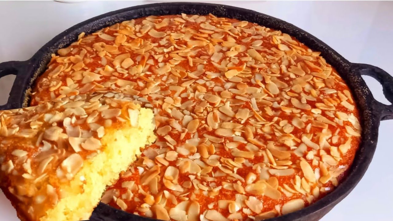 بسبوسة كيك👍سهلة وسريعة التحضير مكونتها بسيطة ولذيذة جدا مستحيل تجربيها متعاودهاش 😋