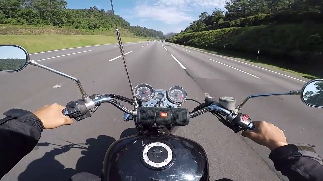 Kasinski Mirage 250 EFI -Top speed na cola das Harleys