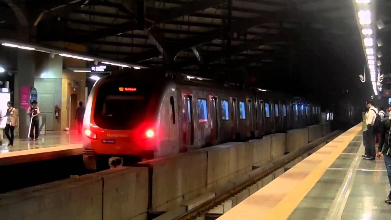 Mumbai Metro Crossing Each Other At Western Express Highway