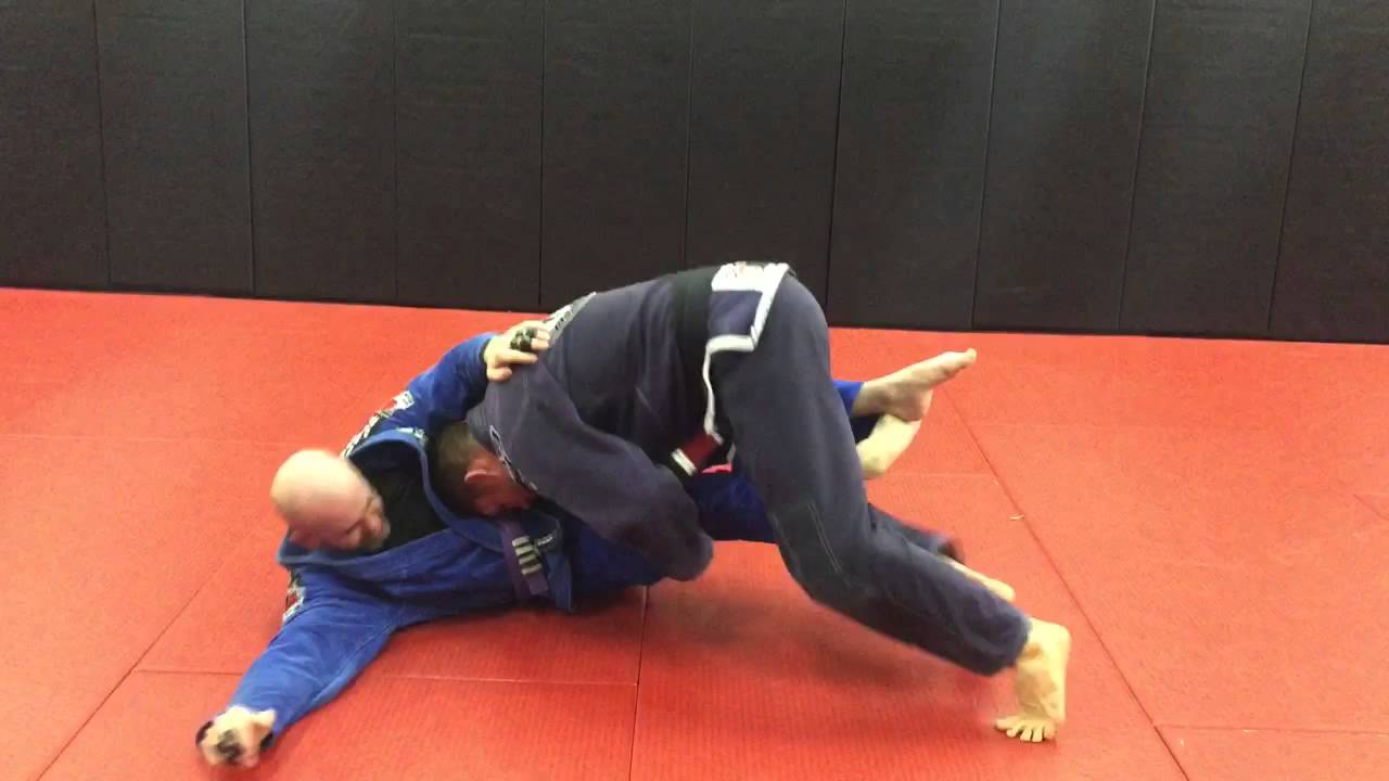 Half Guard Pass