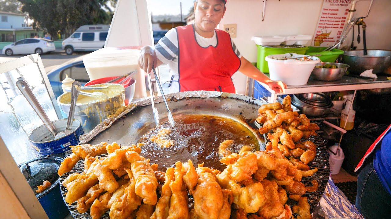 The Original Fish Tacos 🐟 🌮 !! MEXICAN STREET FOOD in Ensenada, Mexico!! 🇲🇽