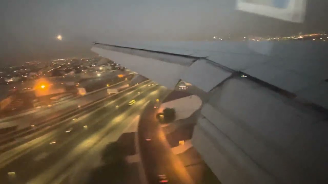 Emirates B777 Landing at Dubai Airport 10/06/2025 EK 058