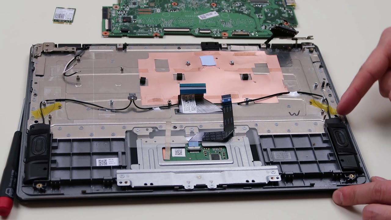 Teardown Disassembly - Acer Chromebook C710 C720 C730 Laptop Computer