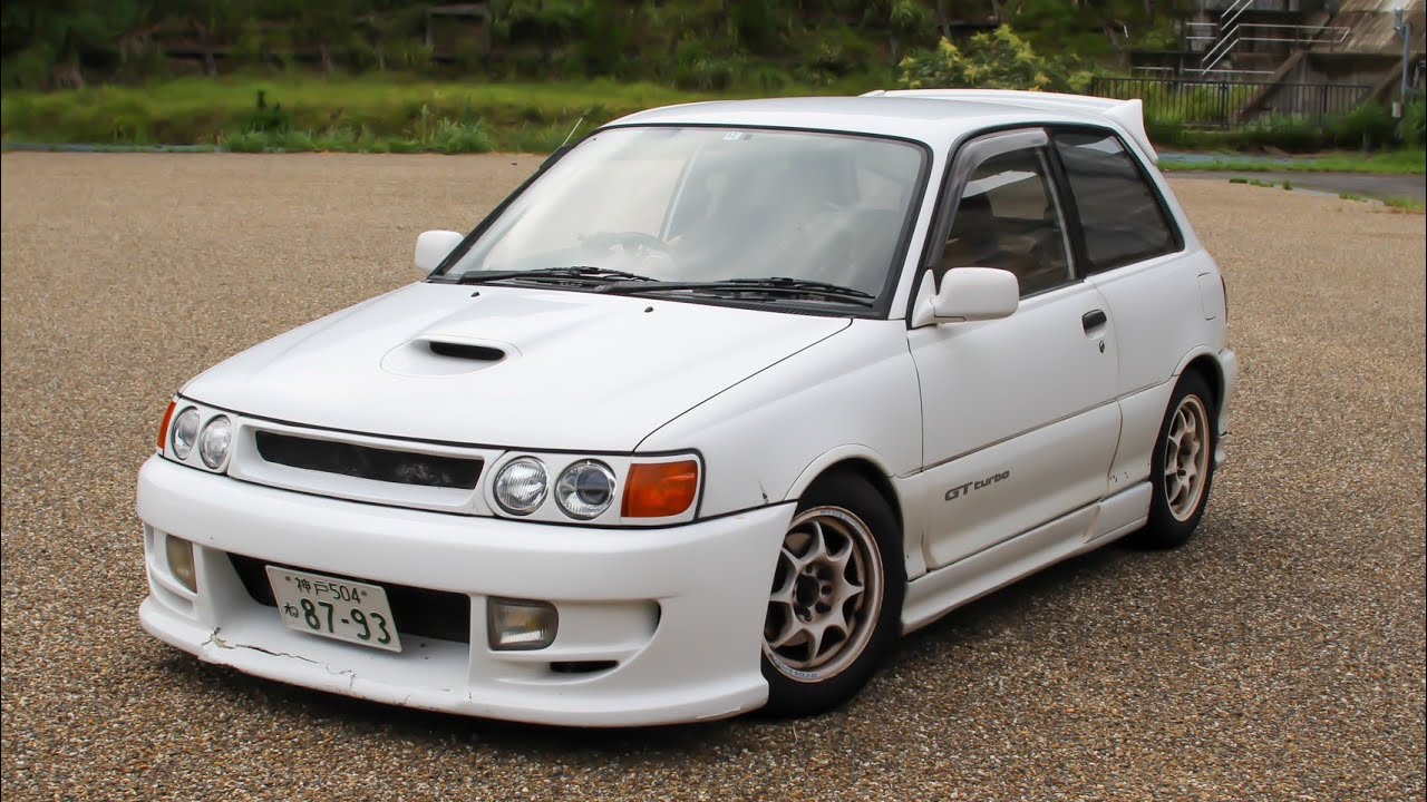 軽量ハイパワー！チー牛が乗るトヨタスターレット1.3GTターボ EP82後期。車重860kgに135馬力の軽快すぎるバブル時代のスポーツカー！フルTOM'sエアロ、AE101ミッション載せ替え。
