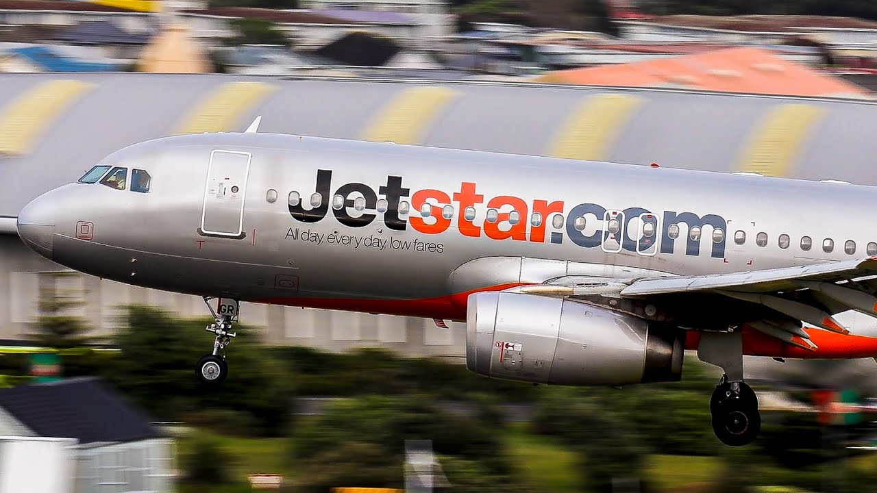 Fifteen Minutes of Pure Plane Spotting Action at Wellington Airport | Incl. Jaffa Jet Departure