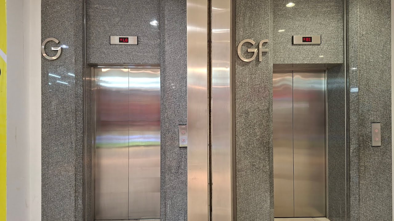 [My New Intro] 2 Different Generation Thyssenkrupp Elevators at Cihampelas Walk, Bandung Indonesia 