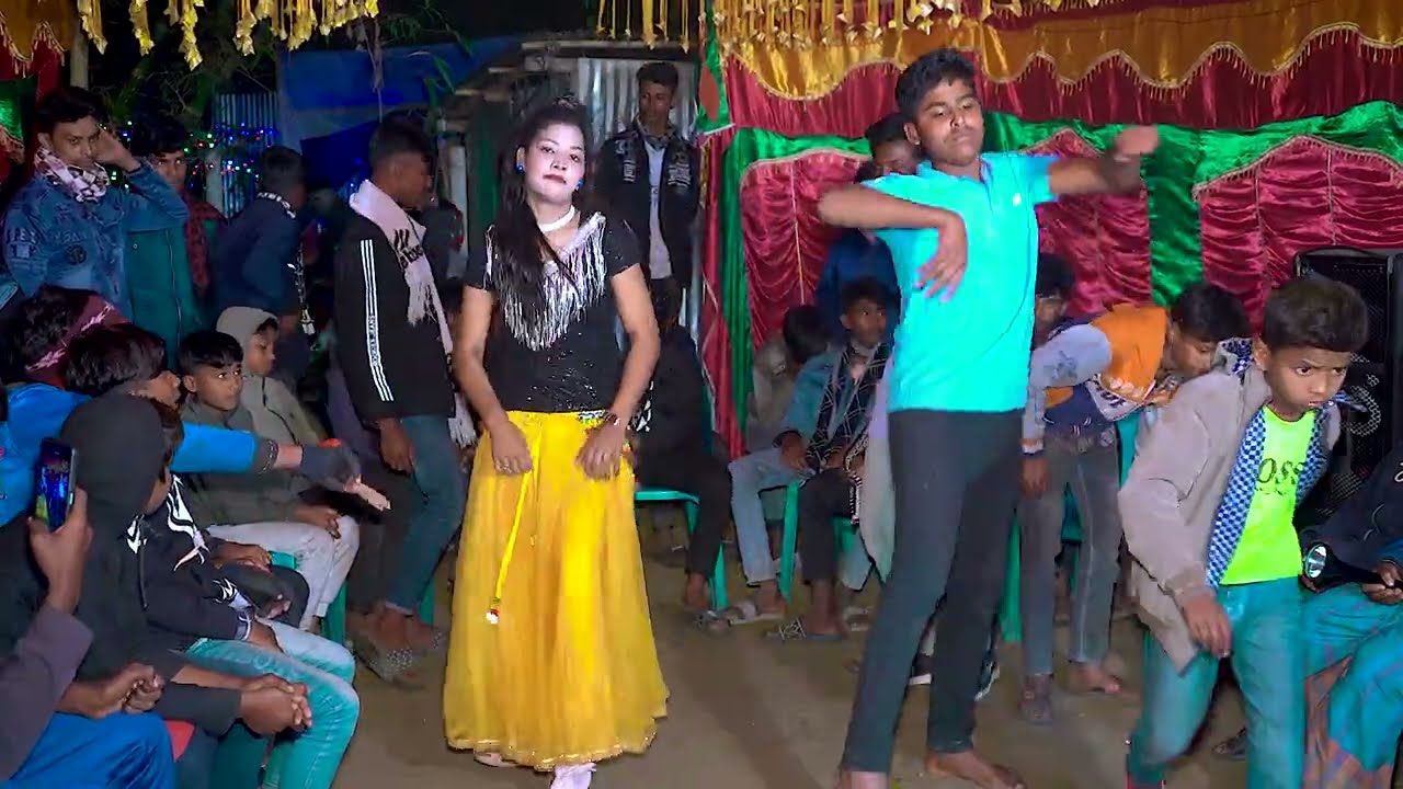 ম্যাডাম নাচে দোলে কোমর | Madam Nache Nache Re Tu To | Wedding Dance Performance | Juthi Dance 2026
