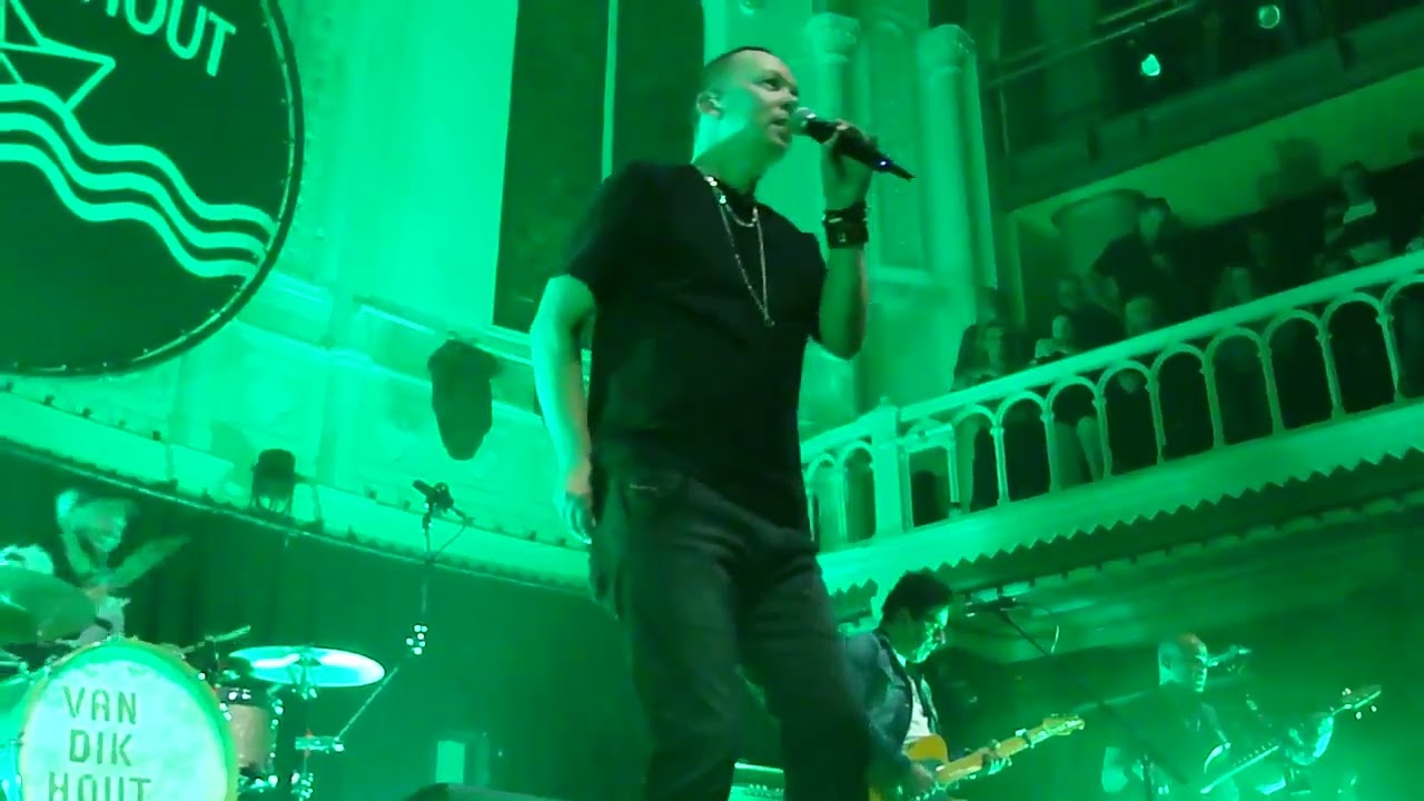 Van Dik Hout - Laarzen Aan Mijn Voeten (Paradiso Amsterdam 02/01/26)