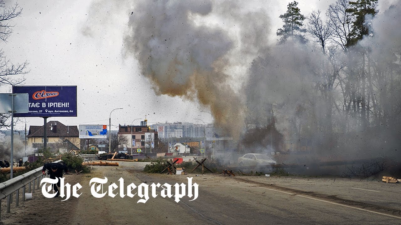 Moment Russian strikes hit civilian escape route in Irpin, Ukraine