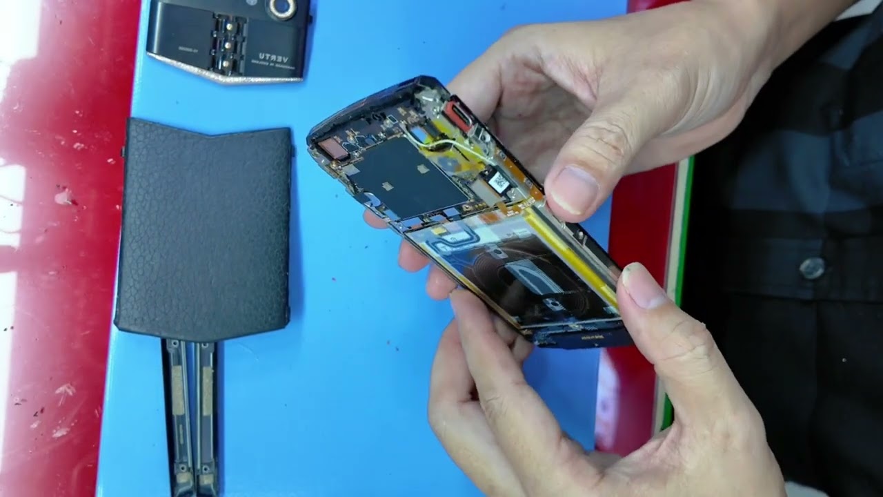 Vertu Aster p screen repair | Replace Vertu Aster p screen