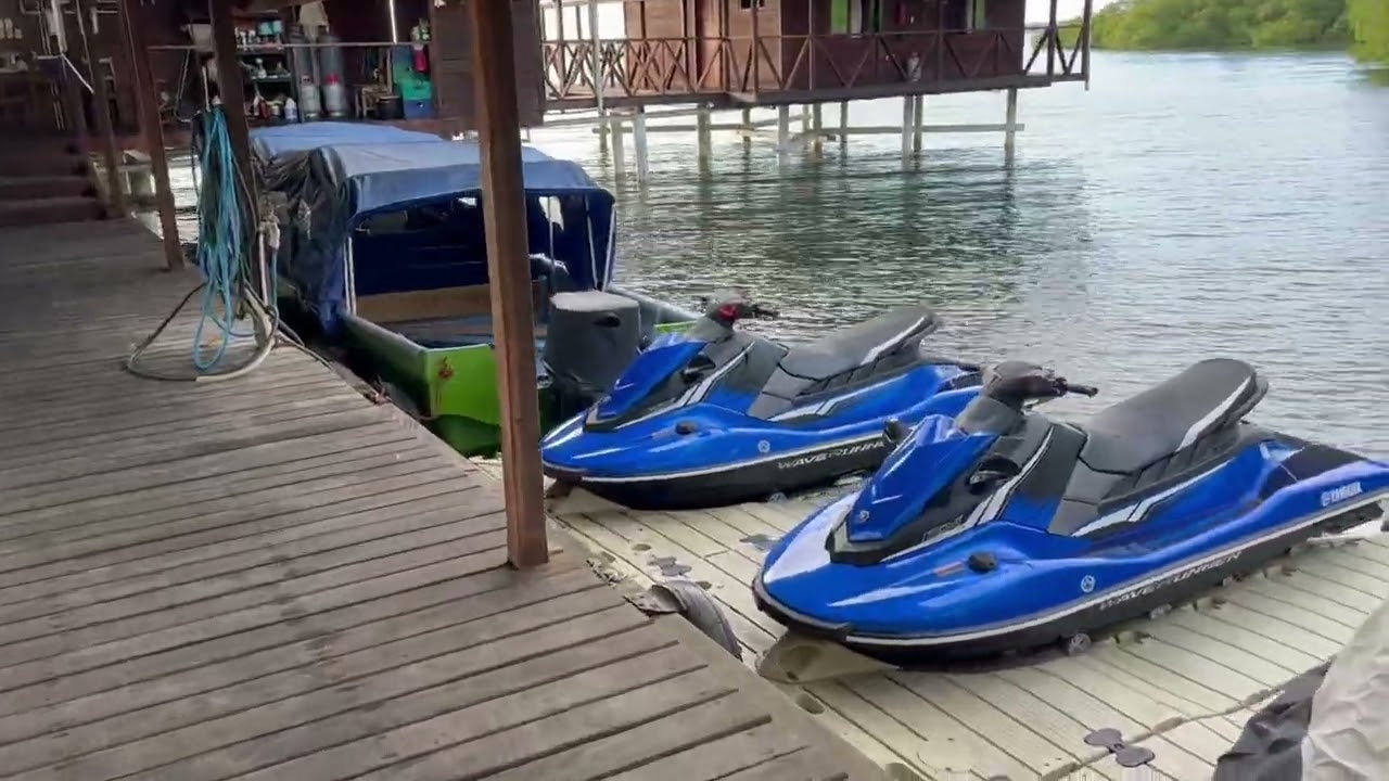 Overwater Eco-Resort for Sale in Bocas del Toro | Aquí Hoy, Isla Solarte | Boutique Hotel Investment