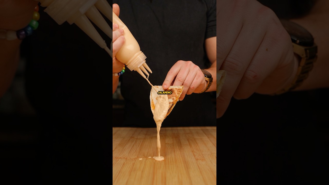 Taco Bell&rsquo;s Creamy Jalape&ntilde;o Sauce Recipe #cooking #shorts #recipe #asmr