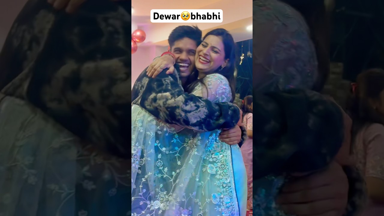 Best dance partner 🥹 #viralvideos #trending #shortsvideo #dewarbhabhi