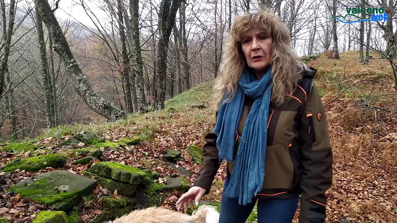 PASSEGGIATA A CITTA' D'UMBRIA NEL COMUNE DI VARSI   PARMA