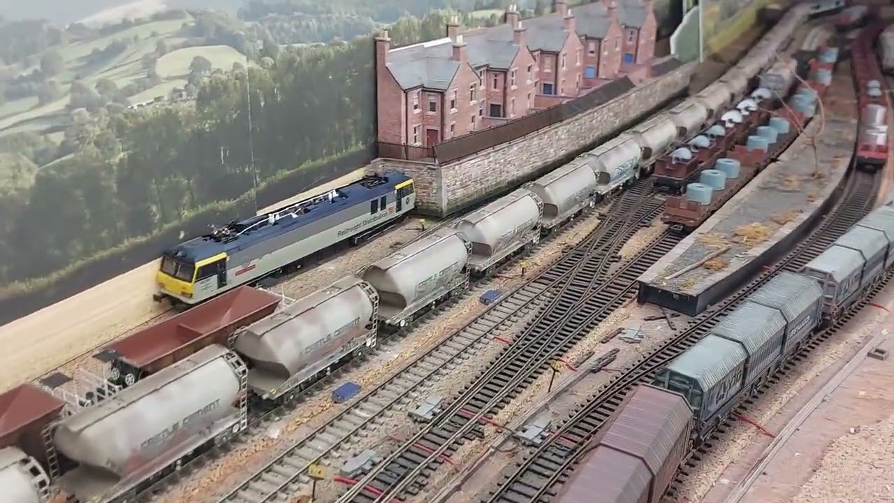 Layout walkround tour at Colwick Park TMD |Guided tour| layout overview and plans #oogauge #train 