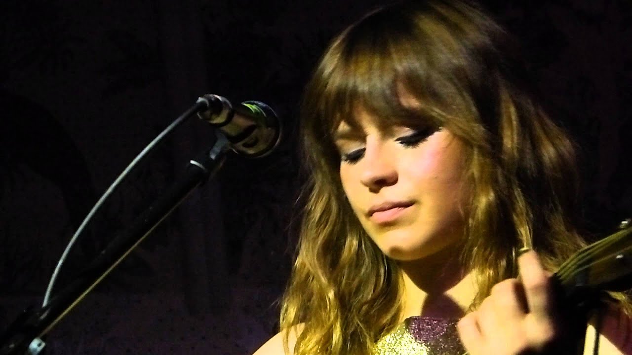 Gabrielle Aplin - Hurt live the Deaf Institute, Manchester 28-09-15