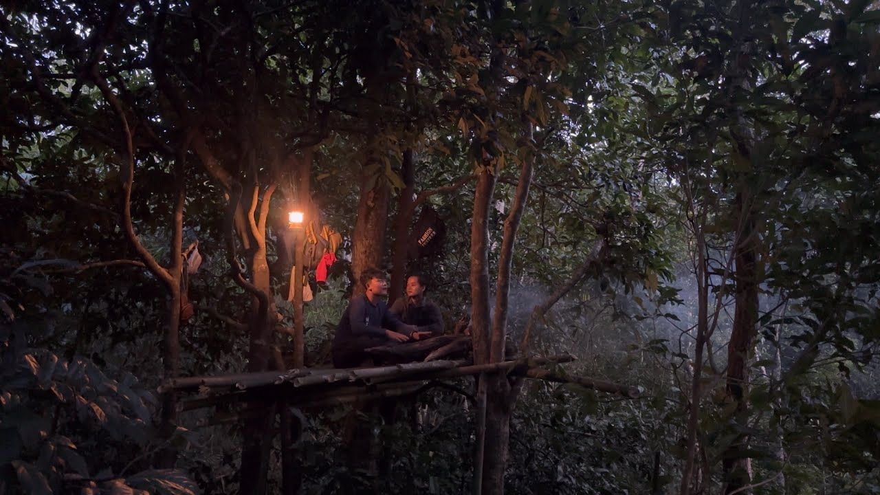 เพื่อนพามานอนห้างสูง15 เมตร! รับลมหนาว! หนาวจนมือไม้ชาไปหมด! อย่าลงห้างถ้าขึ้นมาแล้ว?