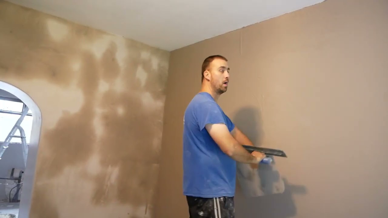 How To Plaster A Wall  Skim Coat Plastering skimming  Plastering Tutorial