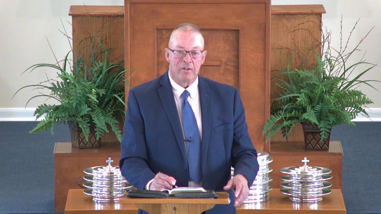 Walnut Street Church Of Christ Sunday morning Bible Class.
