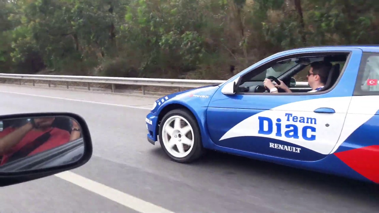 Maxi Megane Turbo Kit Car on Road