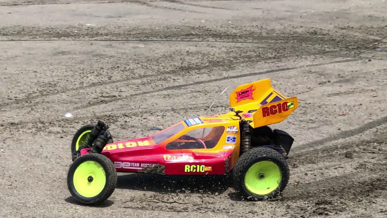 TEAM ASSOCIATED RC10 B4 1