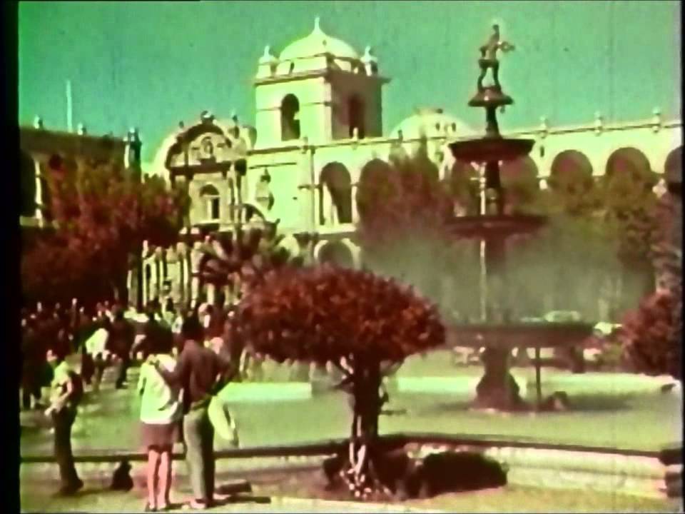 UNA CIUDAD EN LA CIUDAD 01 - AREQUIPA