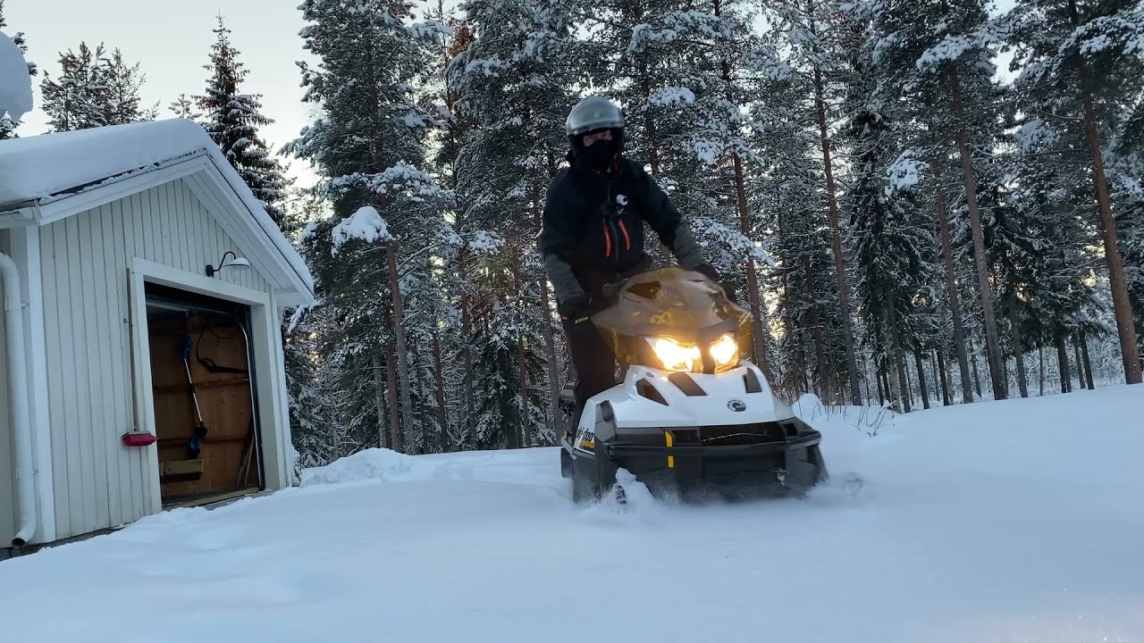 New 2022 season with Skidoo Tundra 600 Ace